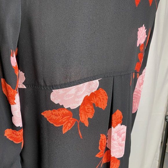 Who What Wear Floral Rose Button Down Blouse Top - Picture 4 of 7